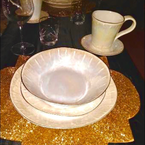 Donatella Versace Place Setting. Dinnerware. - Picture 5 of 8